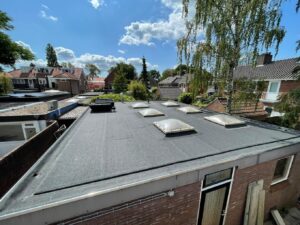 Plat dak vervangen
